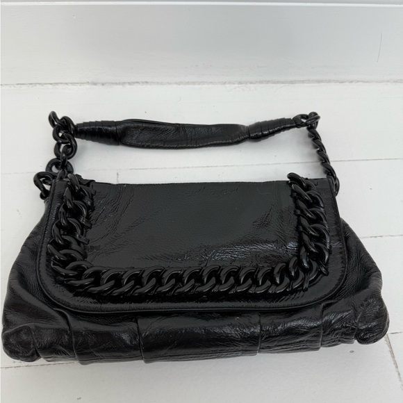 Michael Kors Black Leather Chain Shoulder Bag. - Picture 6 of 12